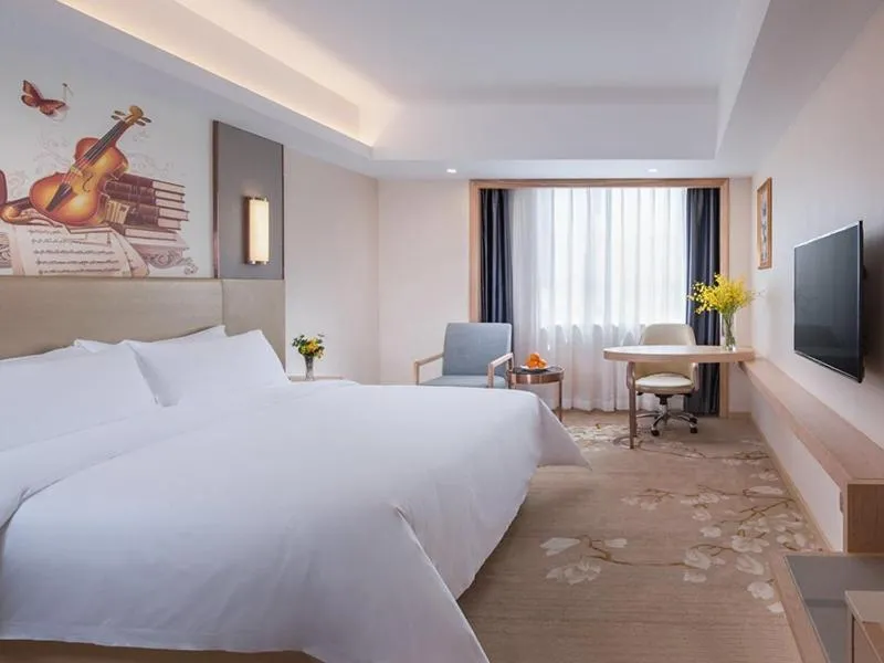 Image of Vienna Hotel Shenzhen Huaqiang North