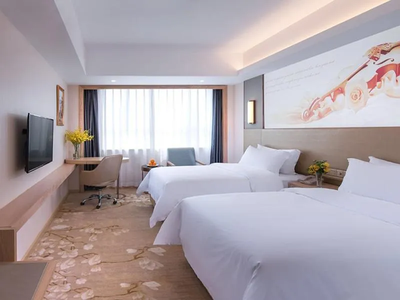 Image 2 of Vienna Hotel Shenzhen Huaqiang North