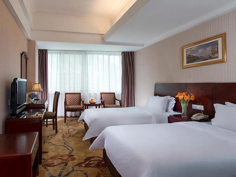 Image 2 of Vienna Hotel Shenzhen Yinhu Bus Station