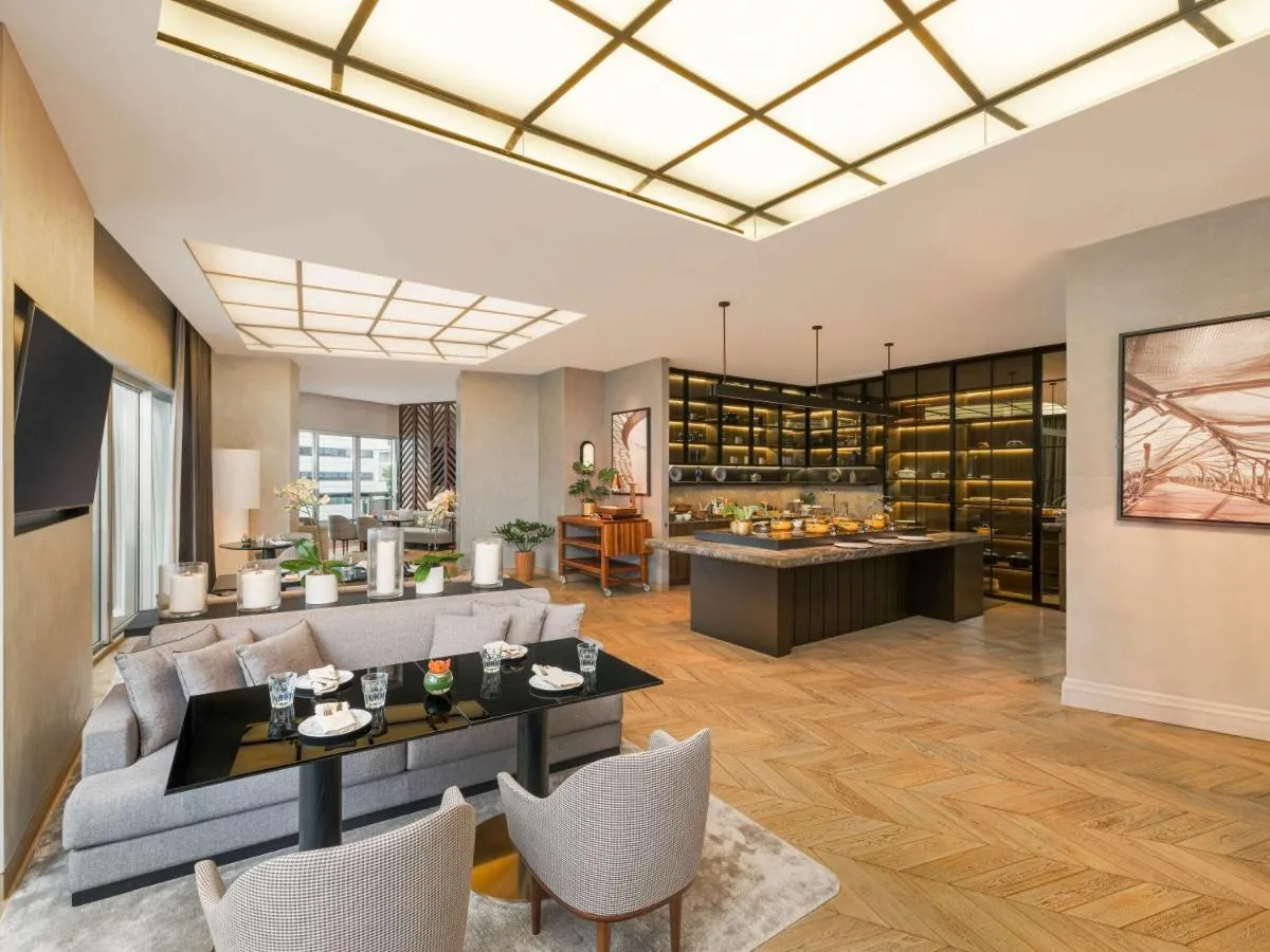 Image 3 of Fairmont Singapore