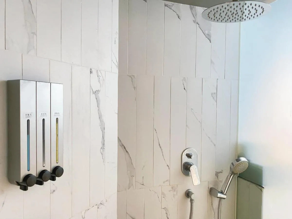 Image 2 of Hotel Calmo Bugis