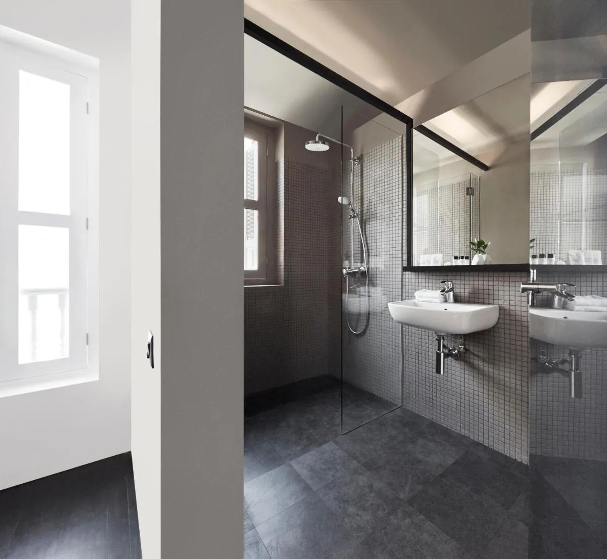 Image 5 of Hotel Mono