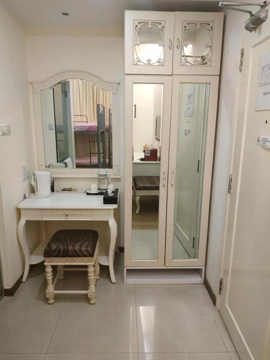 Image 6 of Jayleen 1918