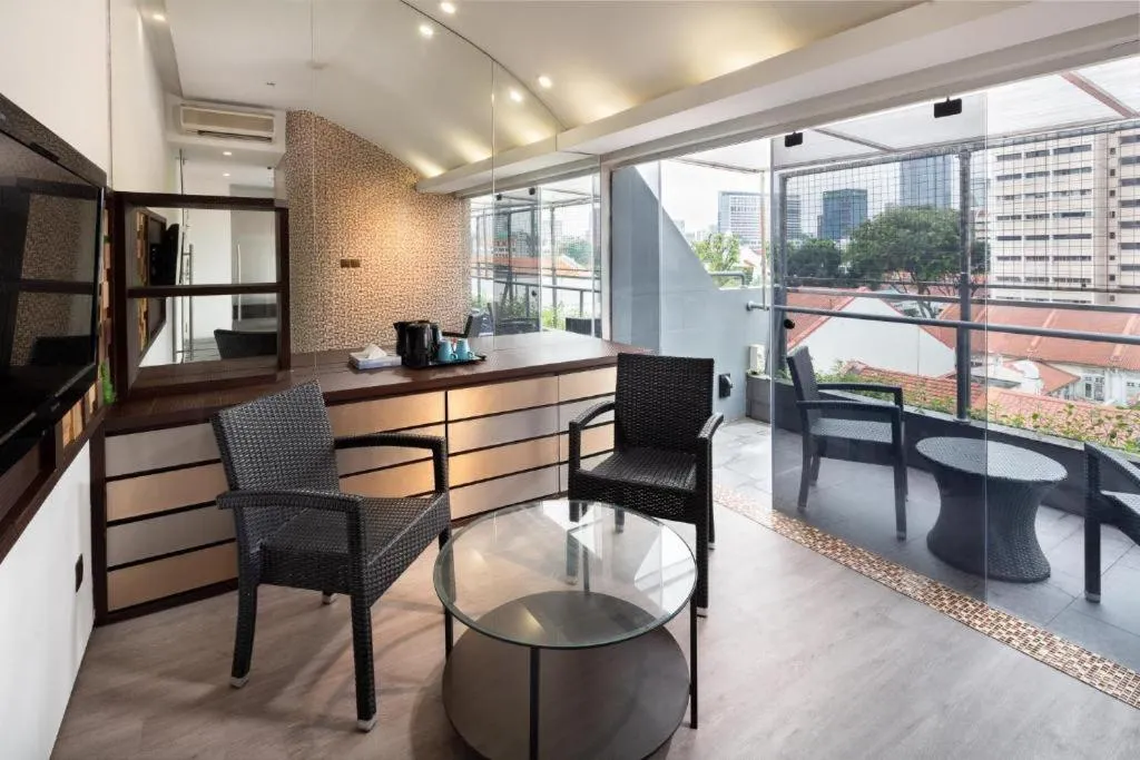 Image 2 of Lion Peak Hotel Dickson