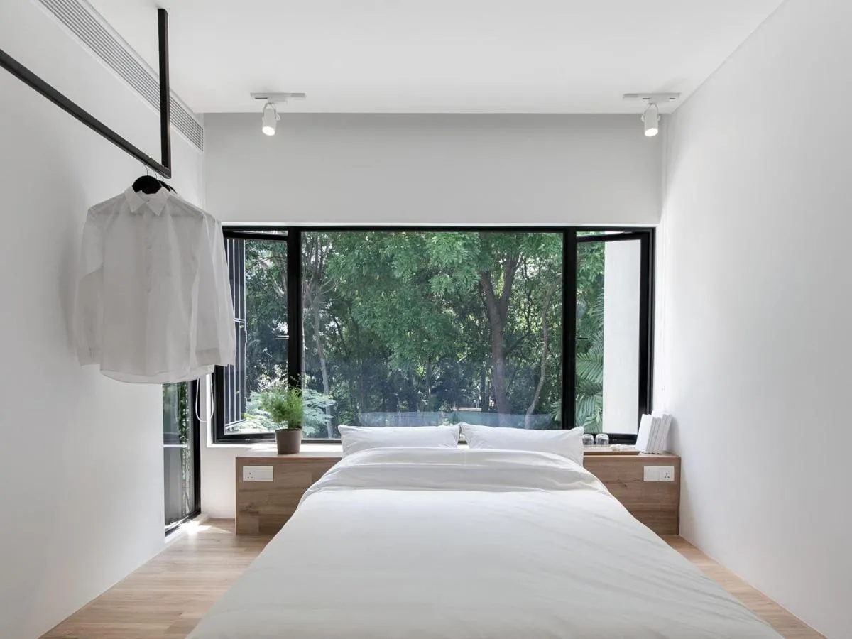 Image 1 of Lloyd’s Inn