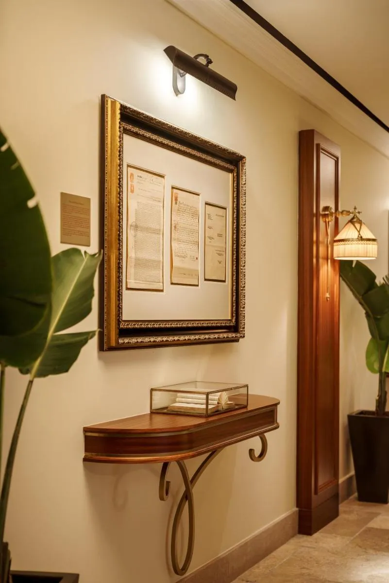 Image 3 of Maxwell Reserve Singapore, Autograph Collection