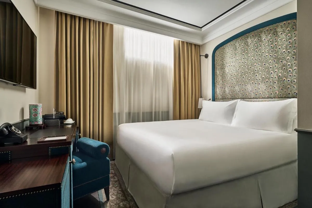 Image 4 of Maxwell Reserve Singapore, Autograph Collection