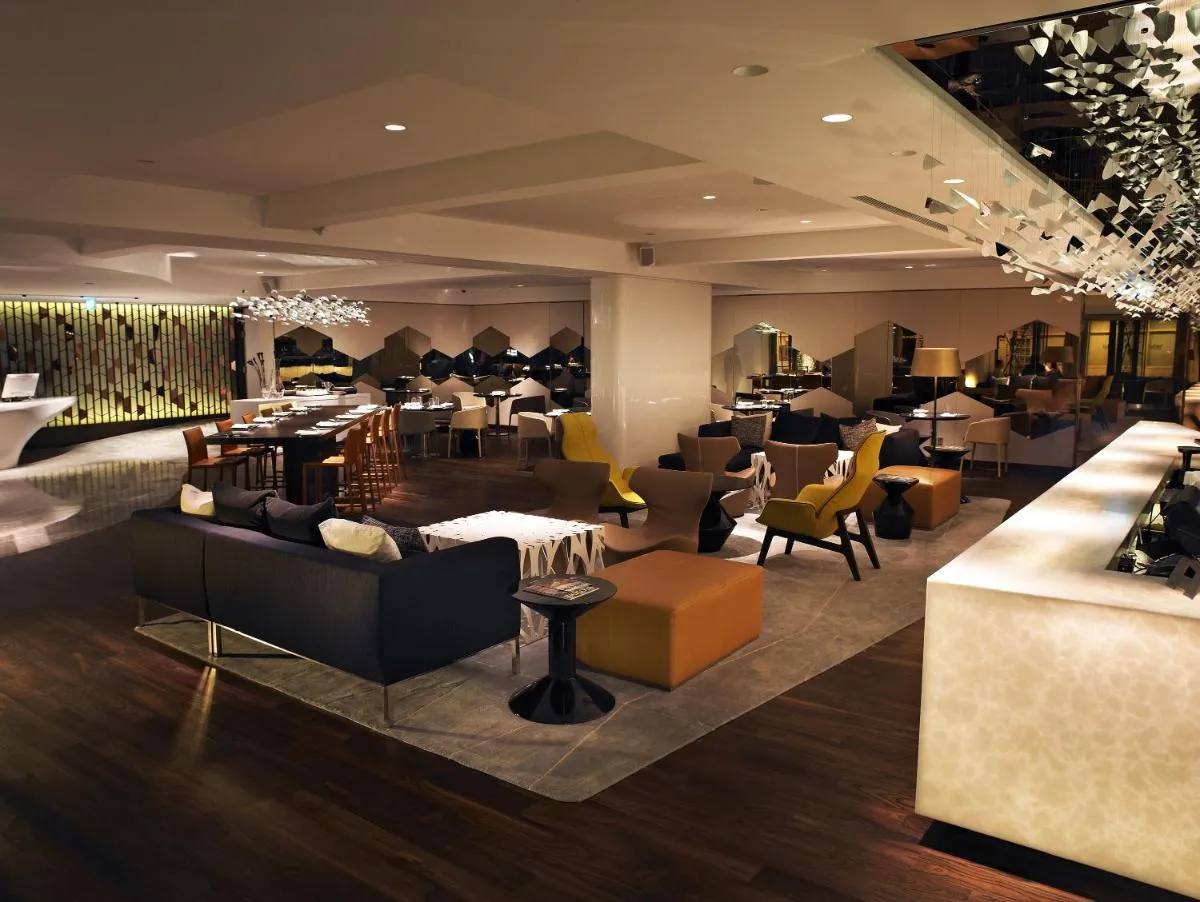 Image 3 of Naumi Hotel