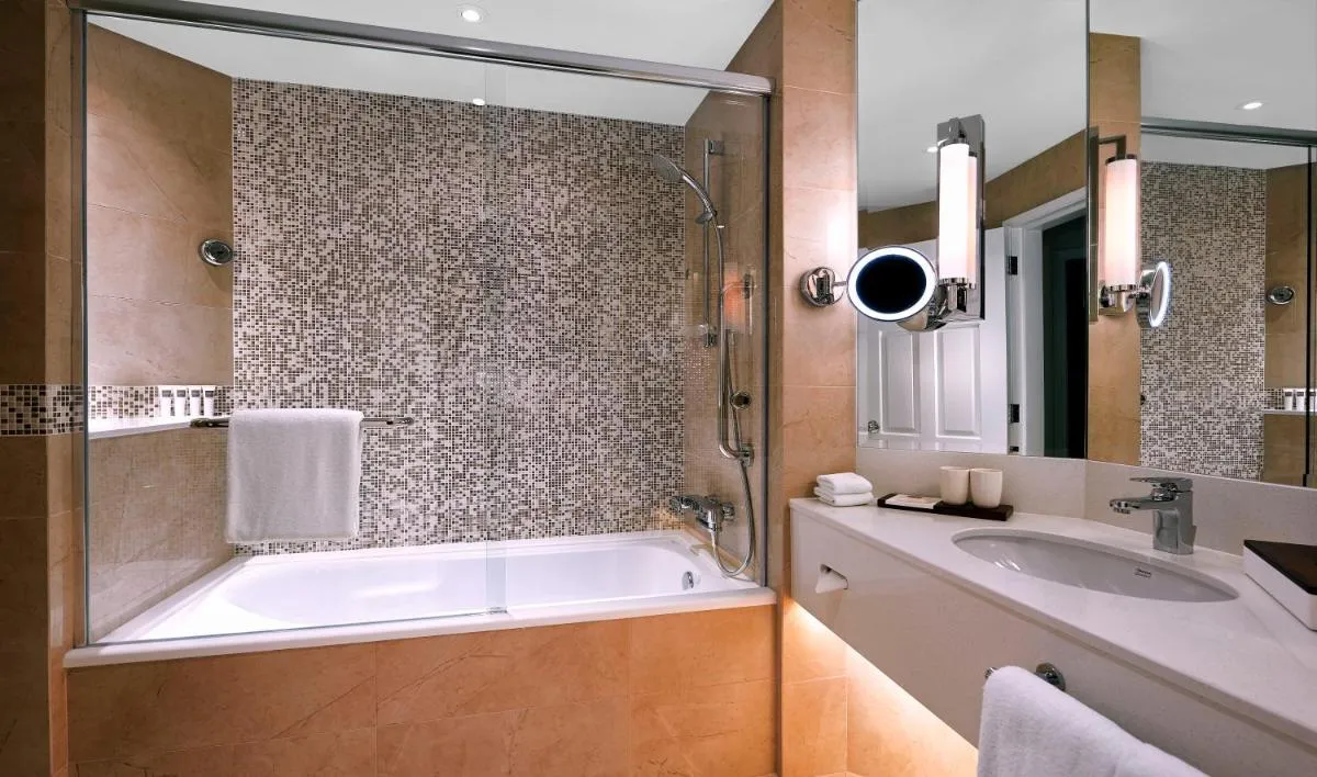 Image 2 of Paradox Singapore Merchant Court at Clarke Quay