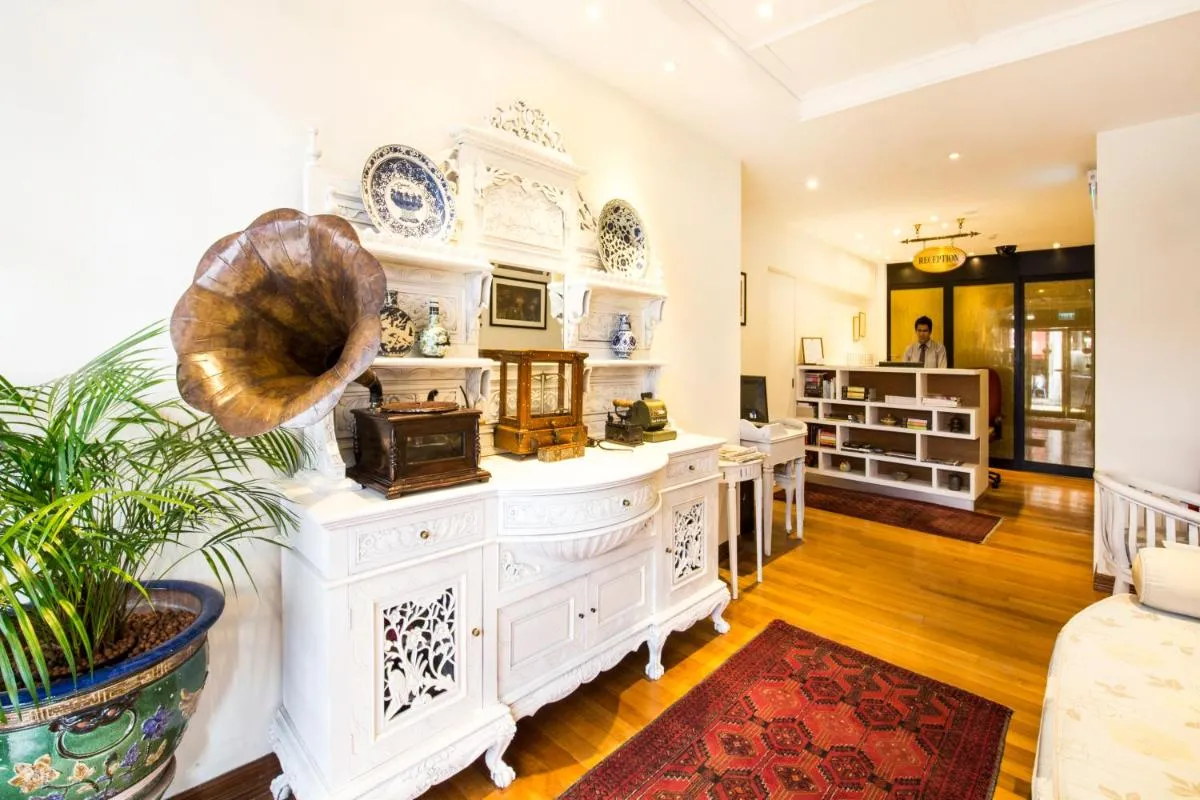 Image 3 of The Inn at Temple Street