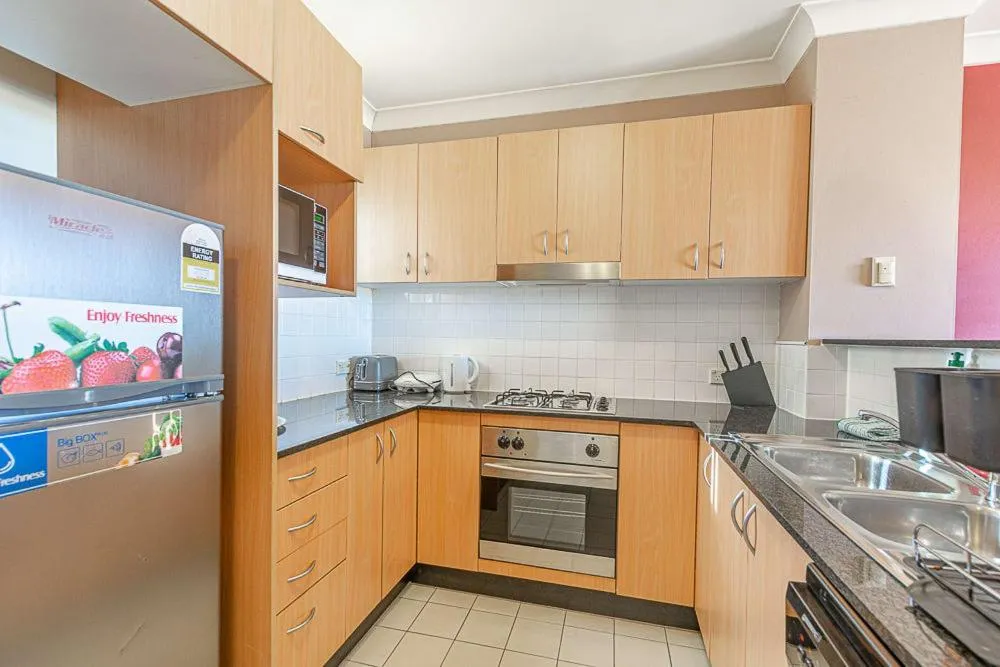 Image 3 of 1BD Apt w City view in the Little Italy