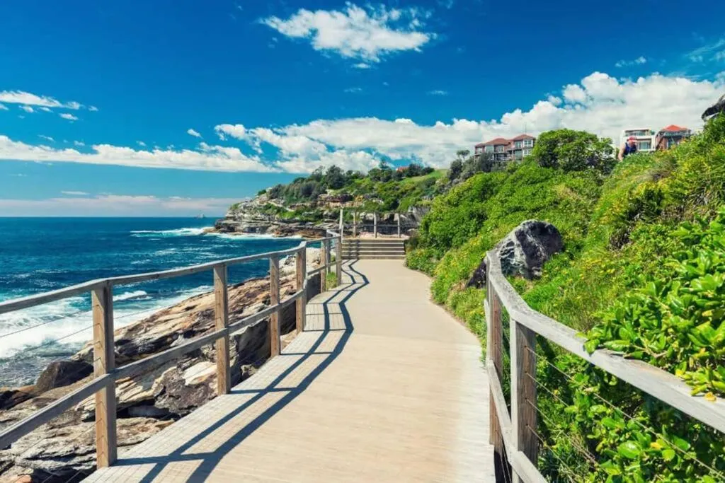 Image 4 of 2B Beach Escape @ 89 Roscoe