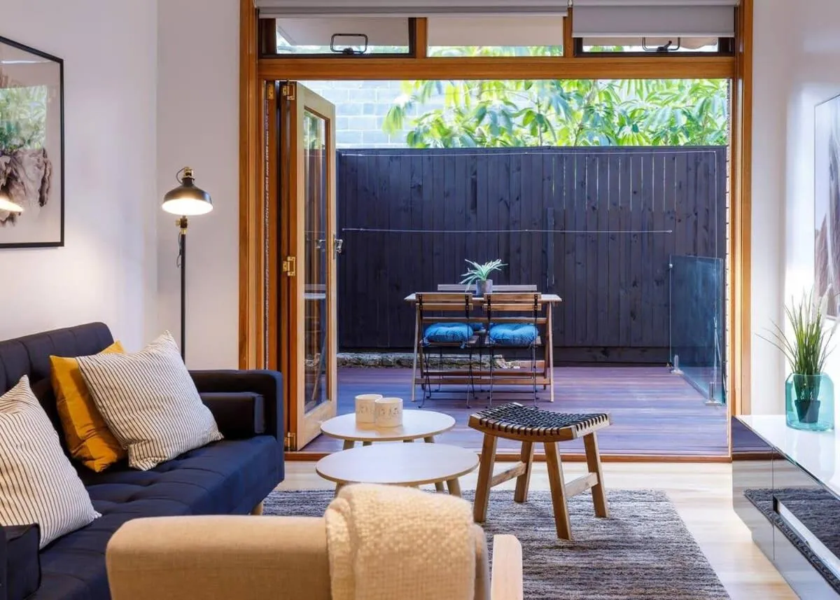 Image 3 of 2 Bdrm Apt in Annandale with Courtyard & Parking