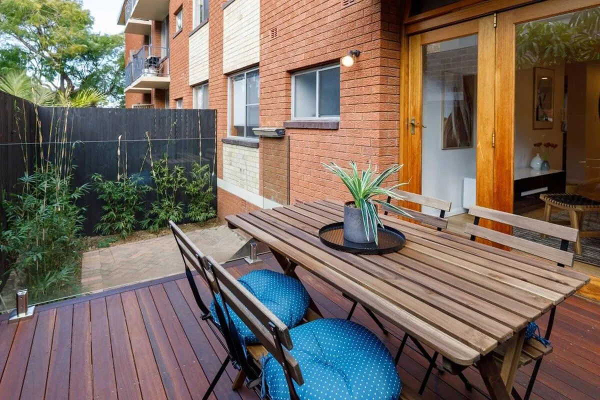 Image 5 of 2 Bdrm Apt in Annandale with Courtyard & Parking