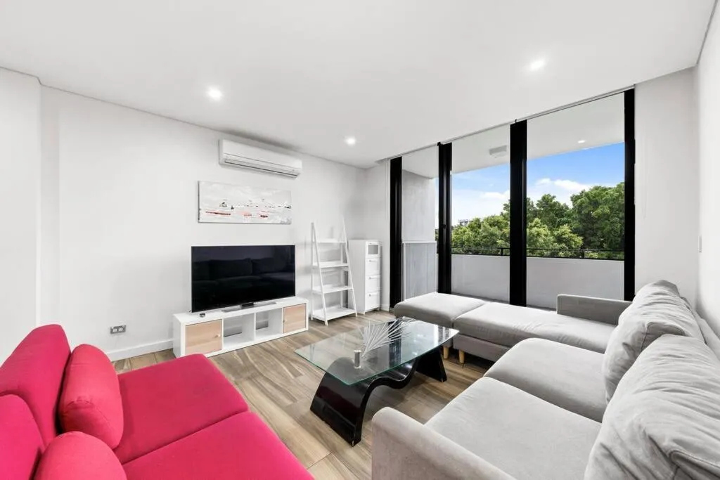 Image of 3Bds& FishM &Citylife Super Cozy