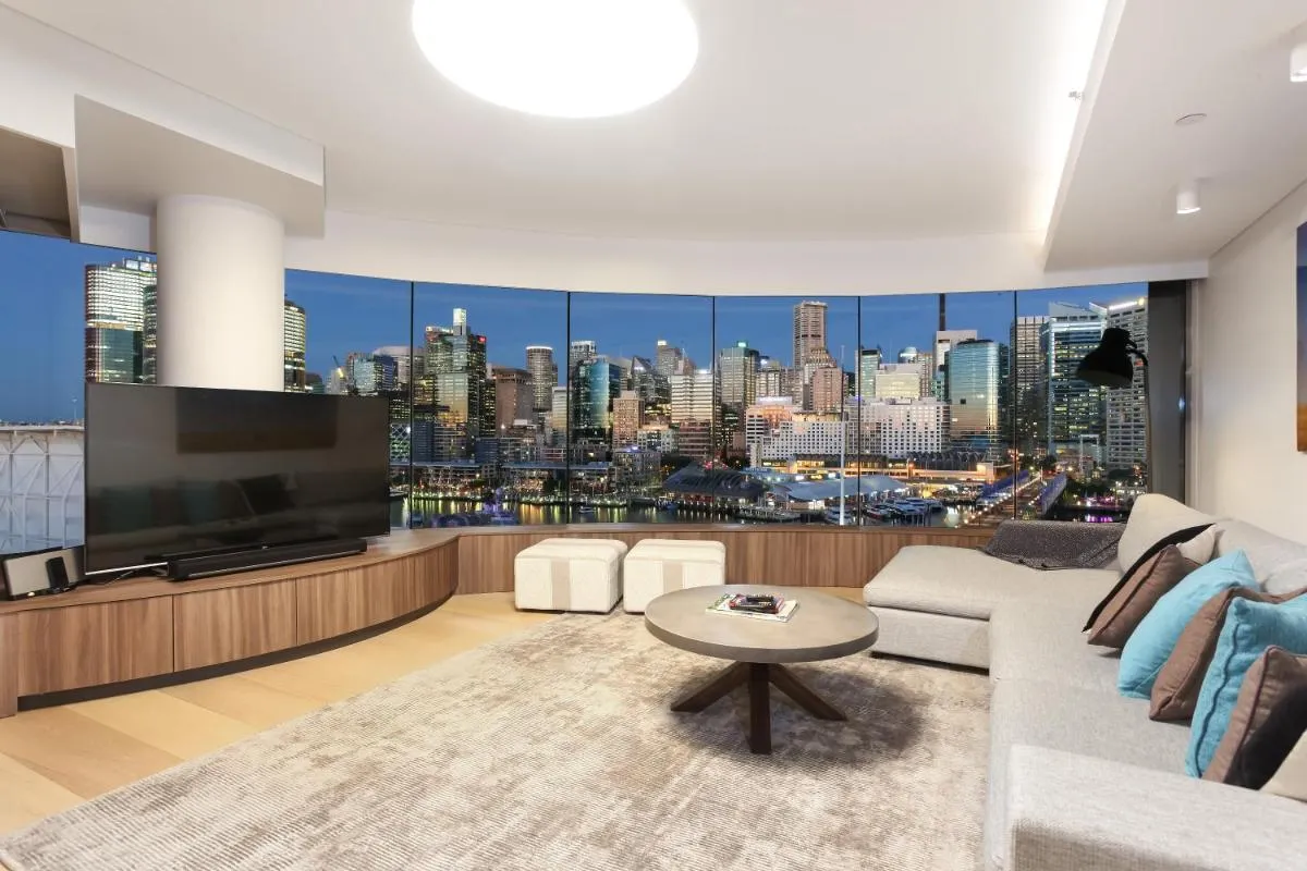 Image 5 of 3 Bedroom Darling Harbour Apartment