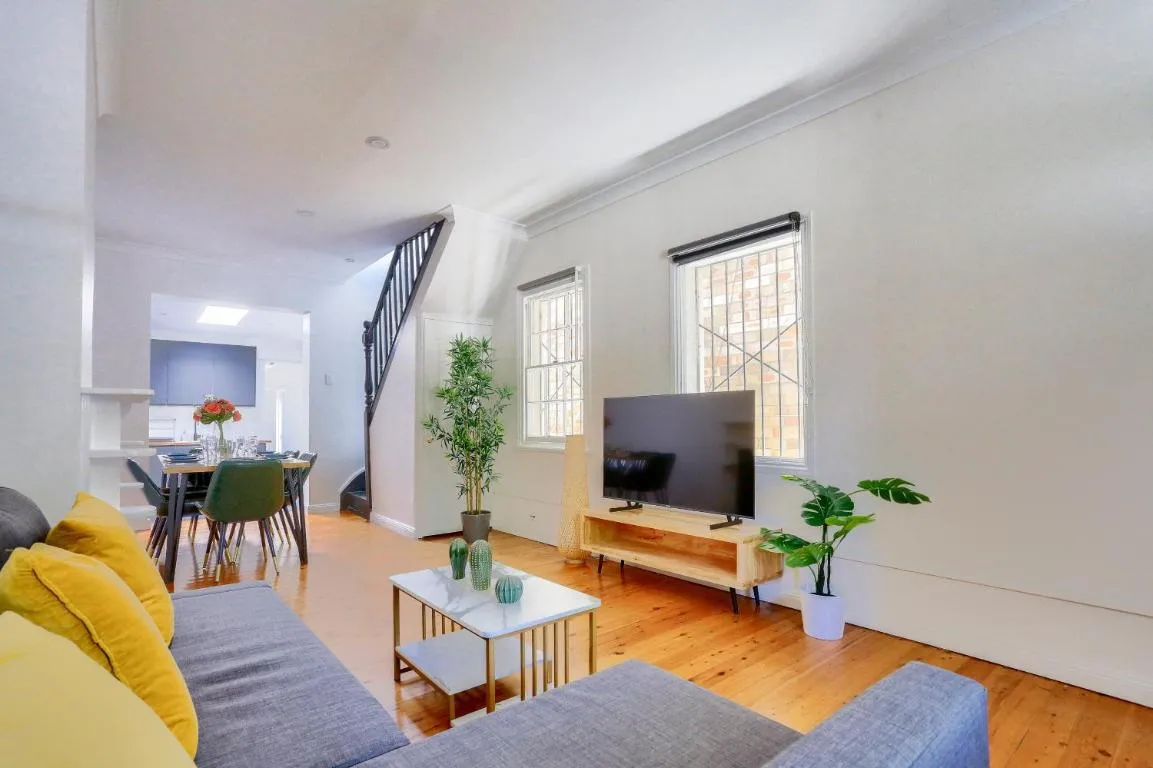 Image of 3 Bedroom House Chippendale Near the Center 2 E-Bikes Included