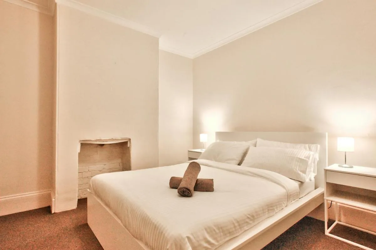 Image 5 of 3 Bedrooms – Darling Harbour – Glebe St 2 E-Bikes Included