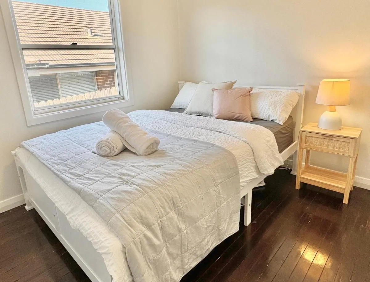 Image 6 of 3 bedroom house with Wi-Fi, Netflix, AC, Timber Floor, Well-fenced