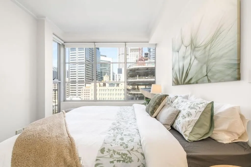 Image 1 of A Modern Apt City Views Next to Darling Harbour