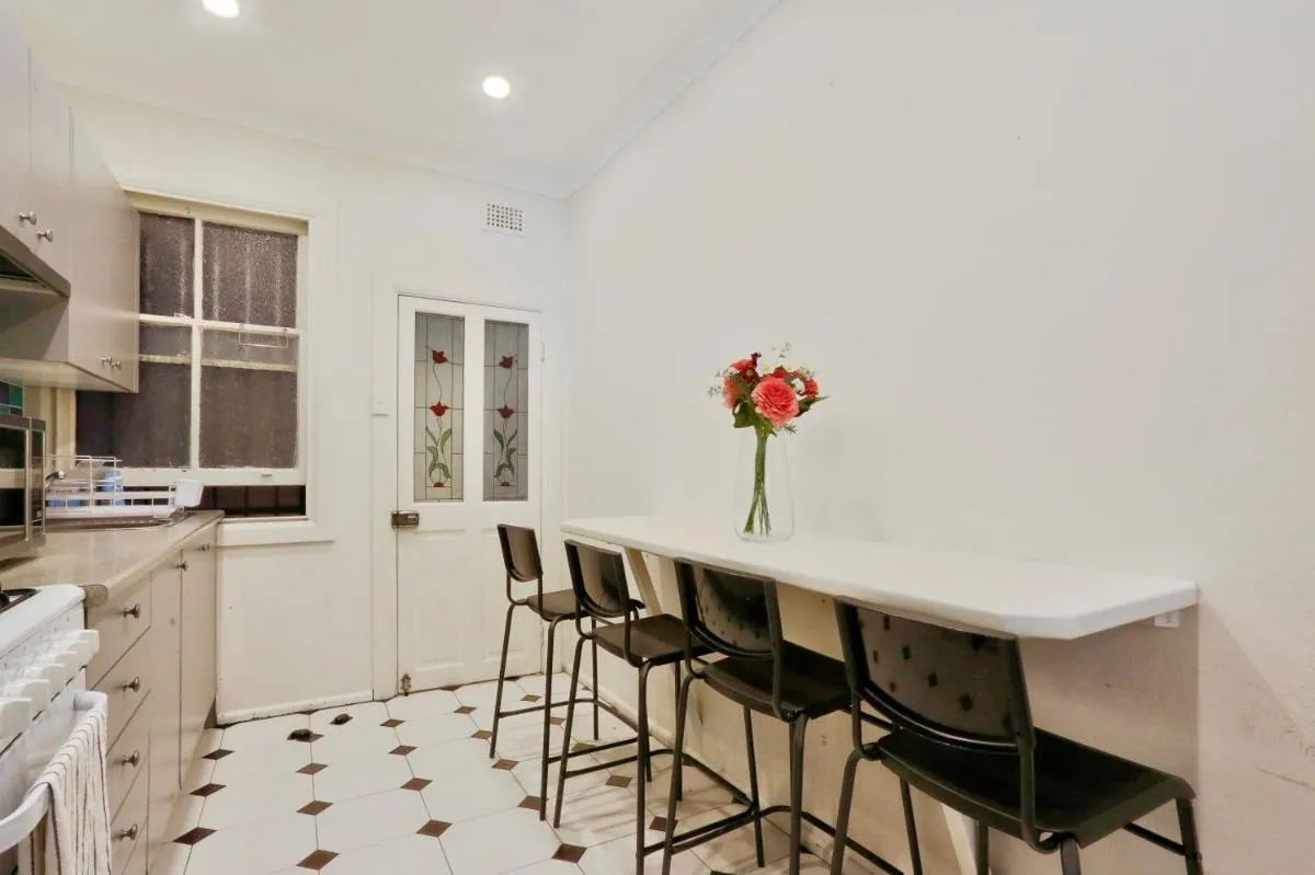 Image 5 of Affordable 3 Bedroom House Darlinghurst with 2 E-Bikes Included