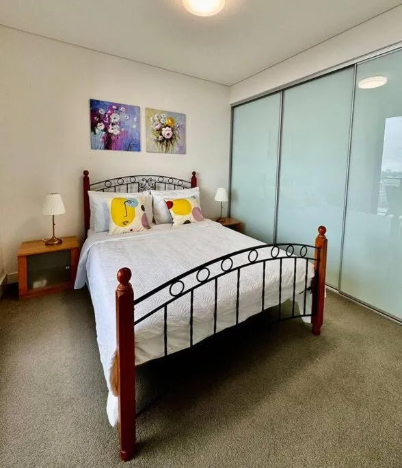 Image 3 of Aircabin – Wentworth Point – Sydney – 1 Bed Apt