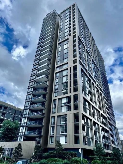 Image 5 of Aircabin – Wentworth Point – Sydney – 1 Bed Apt