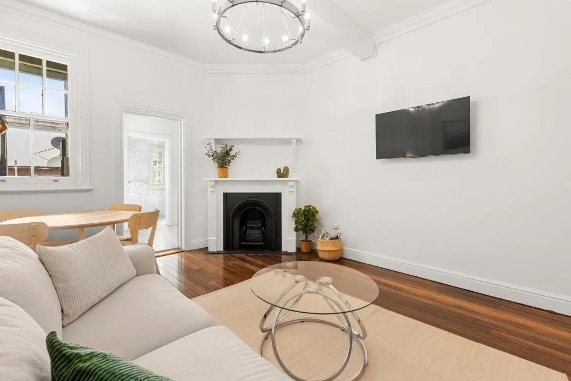 Image of Amazing 2BR Apartment Near Barangaroo