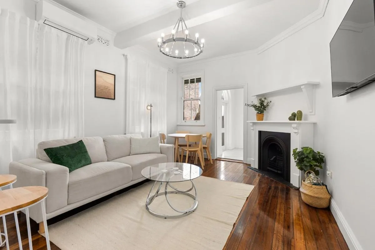 Image 4 of Amazing 2BR Apartment Near Barangaroo