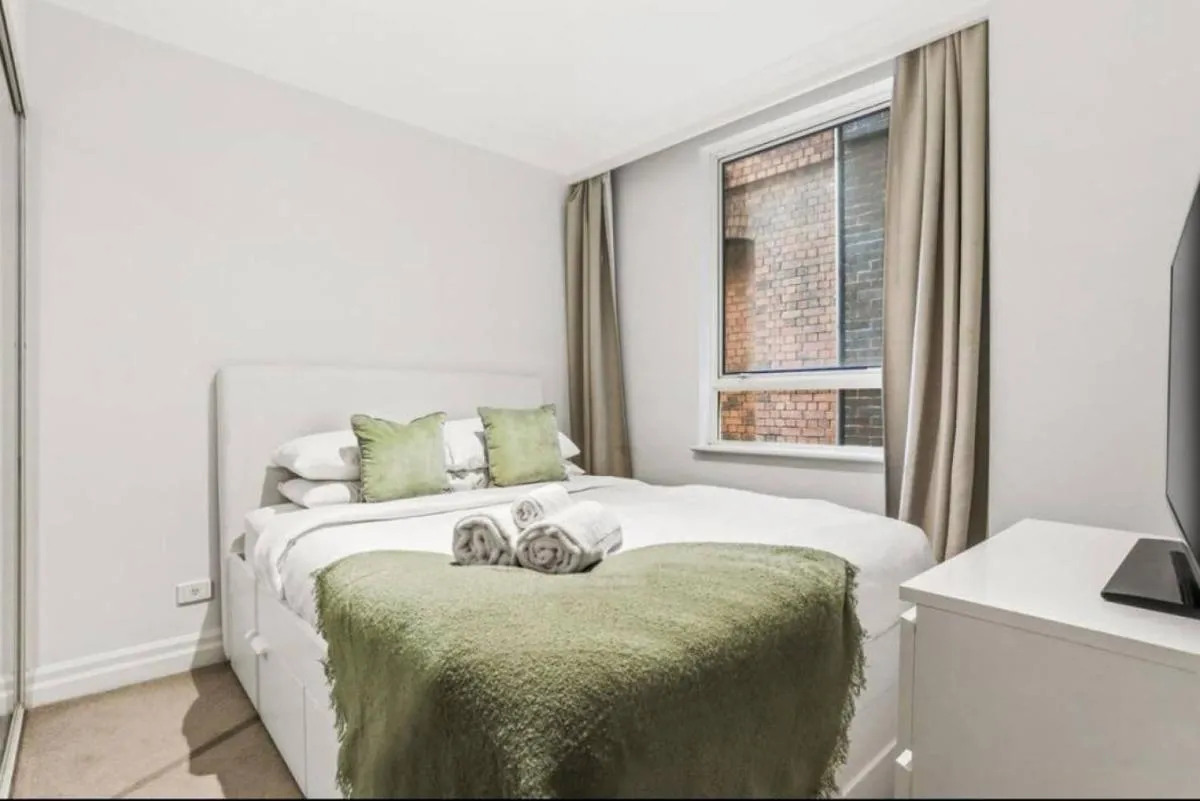 Image 1 of Amazing Apartment in Sydney CBD with Rooftop Pool