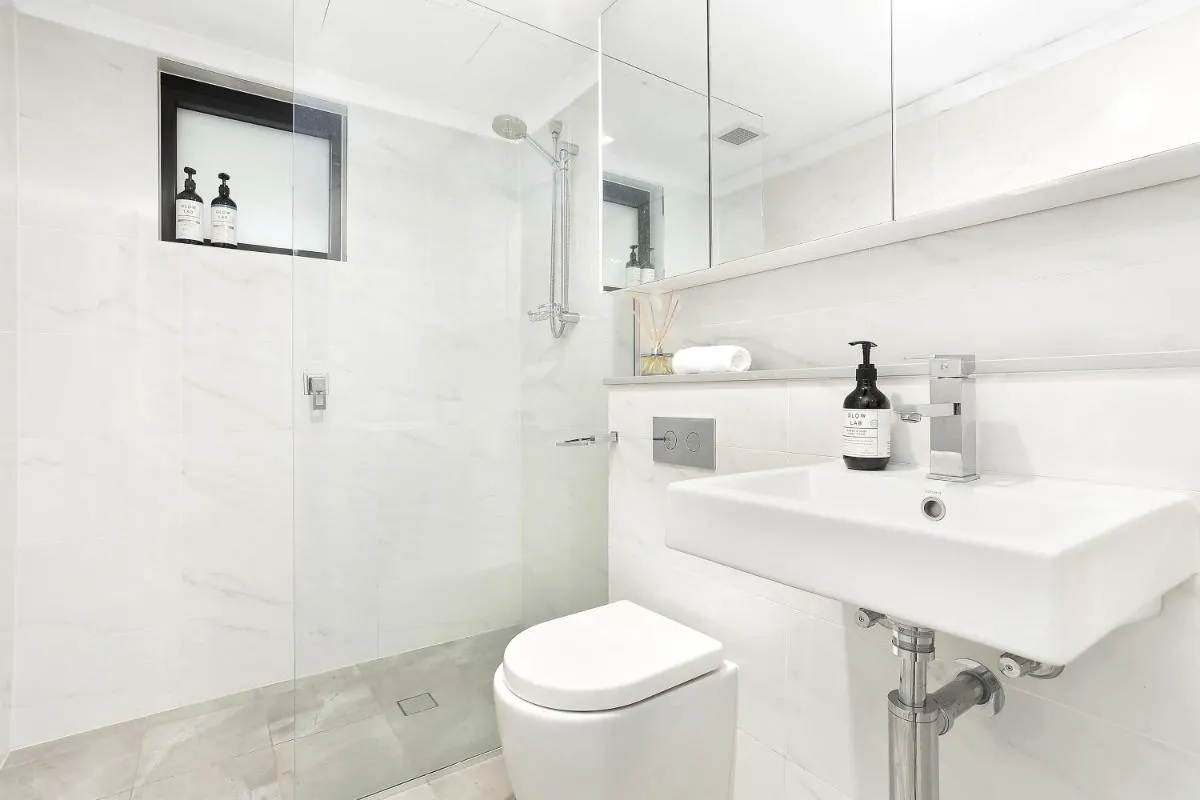 Image 2 of Balmain Modern Apartments