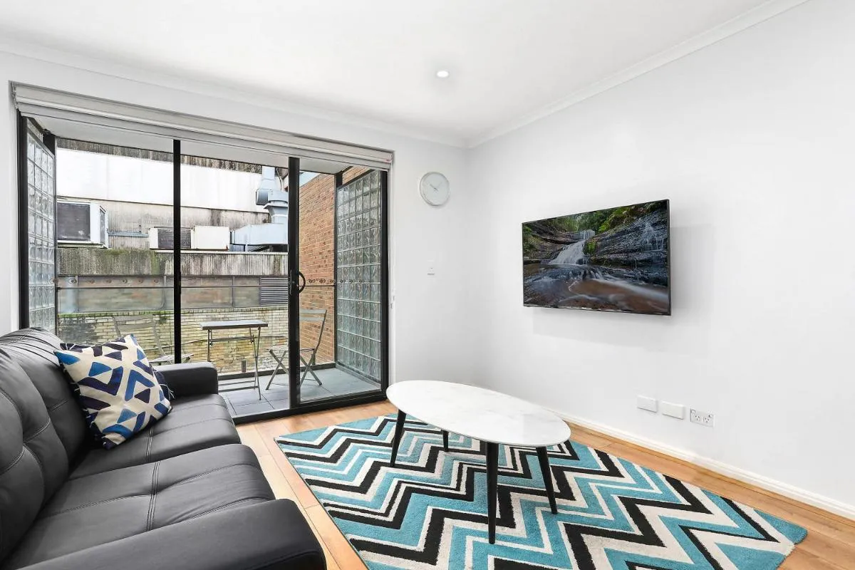 Image 4 of Balmain Modern Apartments