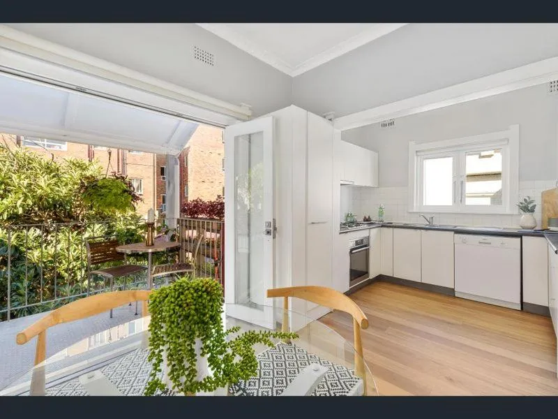 Image 3 of Beach Retreat