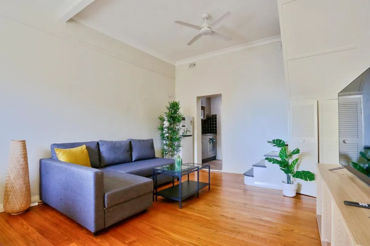 Image 4 of Best Choice 2 Bedroom House Surry Hills