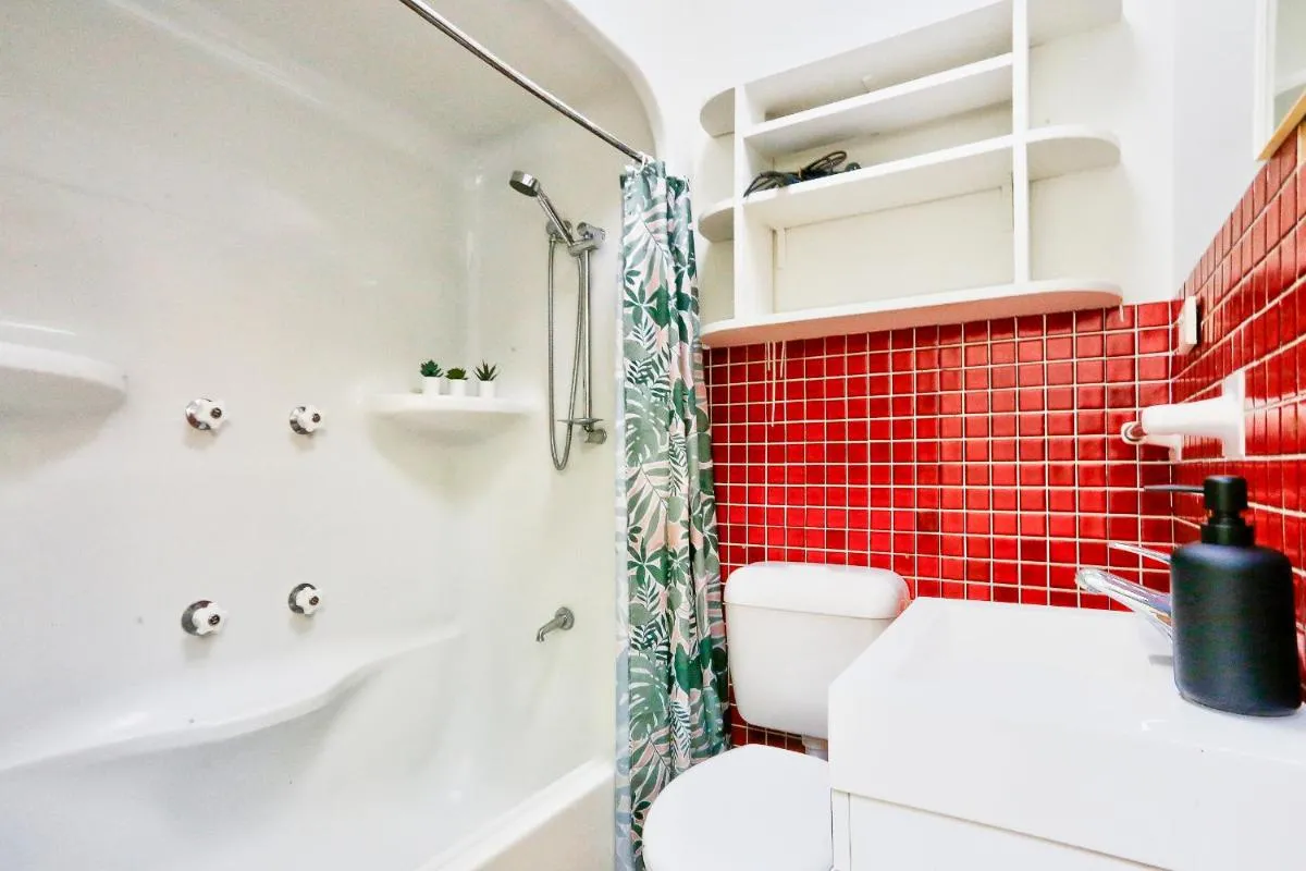 Image 2 of Best Choice 2 Bedroom House Surry Hills