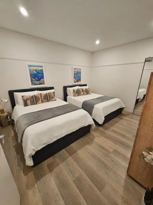 Image 4 of Bondi Beach Hazel unit 5 – Beach front with Sea view and 2 bedrooms