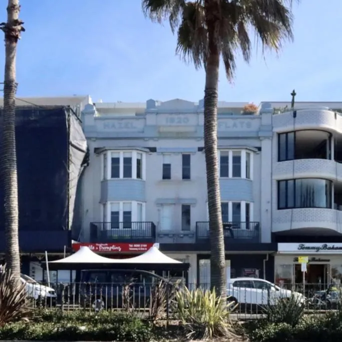 Image 6 of Bondi Beach Hazel unit 5 – Beach front with Sea view and 2 bedrooms