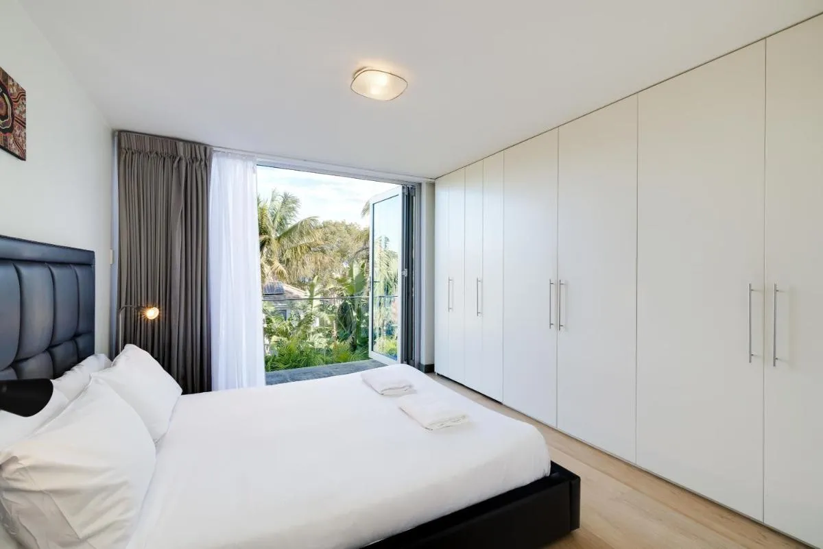 Image 6 of Bondi Holiday Home – Garden