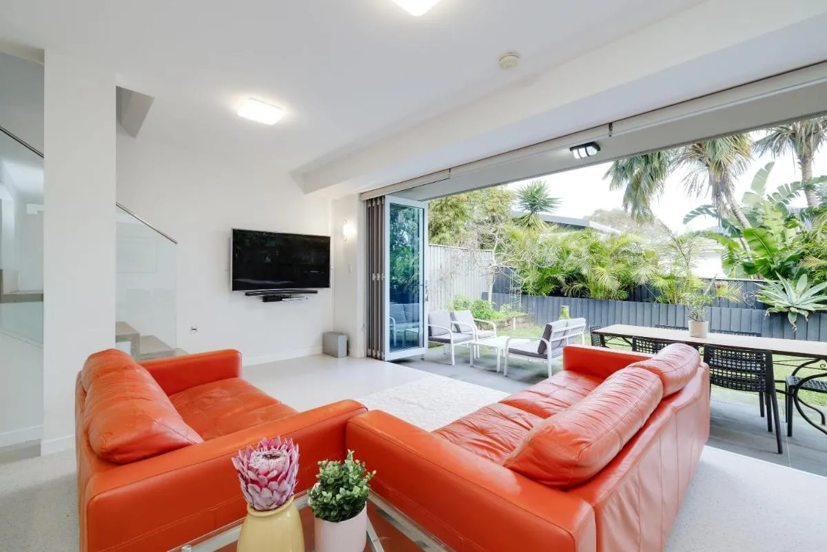 Image 4 of Bondi Holiday Home – Garden