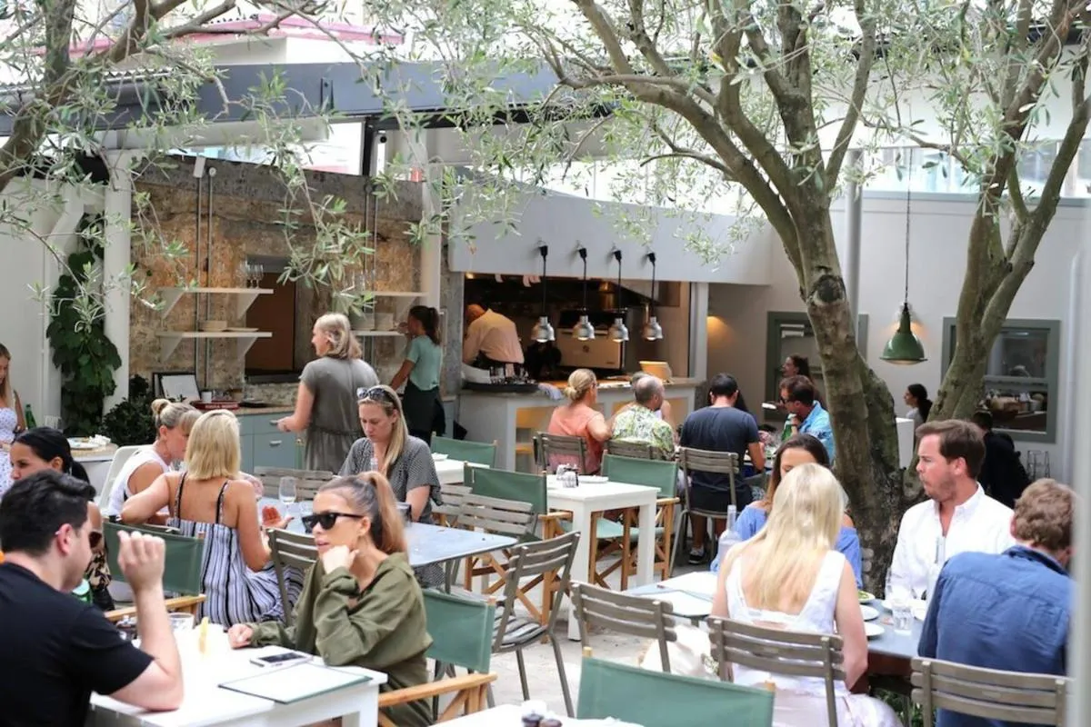 Image 4 of Bondi Studio With Beach Views From Rooftop Pool