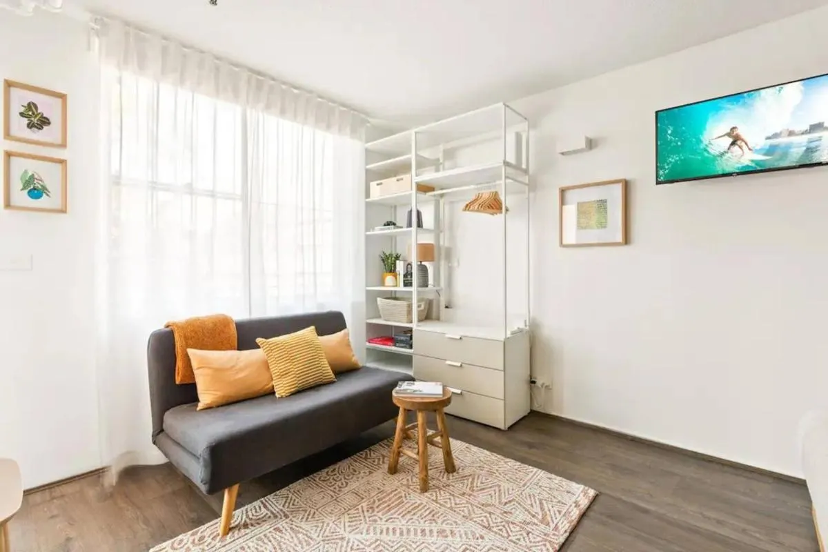 Image 5 of Bondi Studio with Rooftop Pool and Beach Views