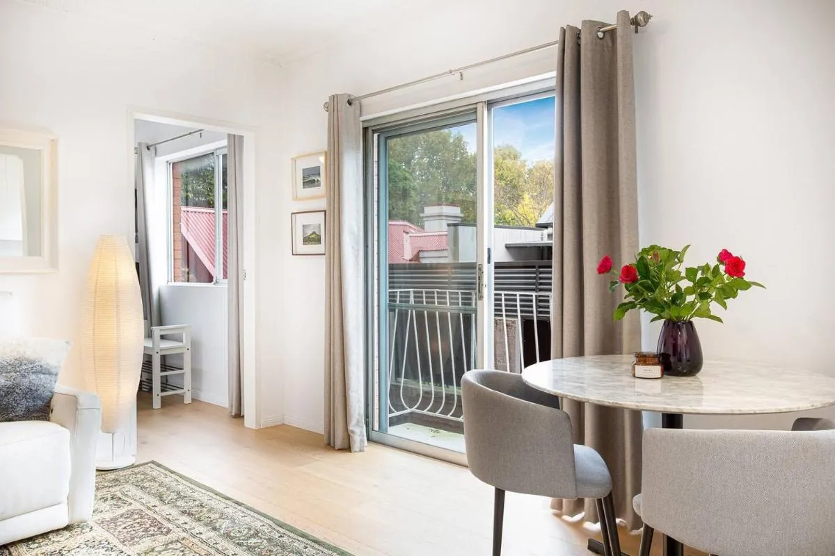 Image 3 of ‘Boutique Redfern’ The Best of City Fringe Living