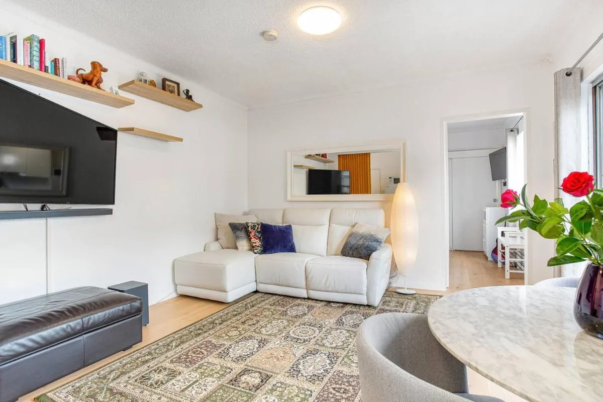 Image 4 of ‘Boutique Redfern’ The Best of City Fringe Living