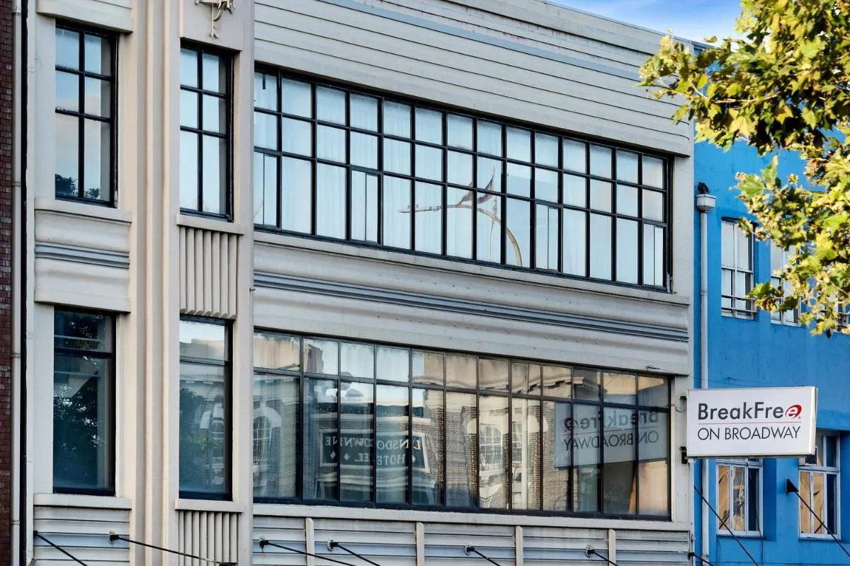 Image 2 of BreakFree on Broadway Sydney, an Accor Hotel