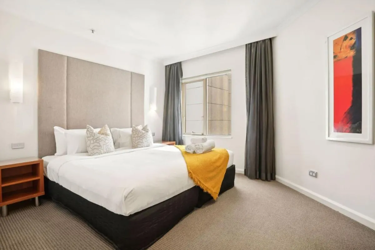 Image 1 of Breathtaking Harbour Bridge Views In Prime Locale