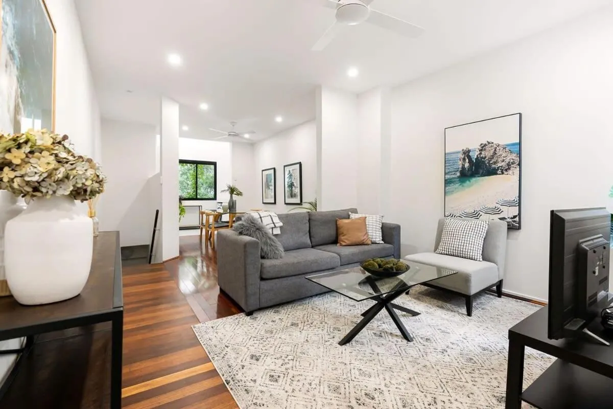 Image 4 of Bright Central Darlinghurst