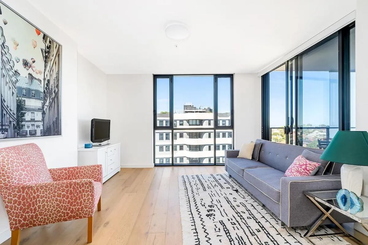 Image 4 of Bright Rockdale Escape near Bayside Beaches