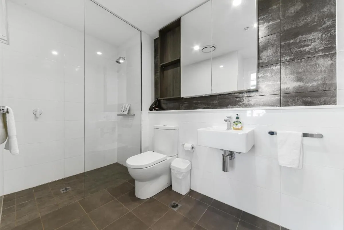 Image 2 of Broad Land Premium Apartments Chatswood Sydney