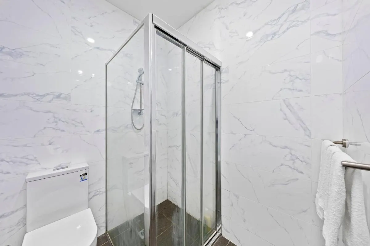 Image 6 of Burwood 1Br apt nearTrainShopping street parking