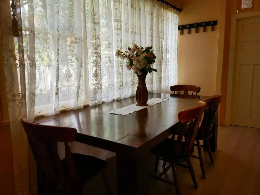 Image 2 of Charming1886